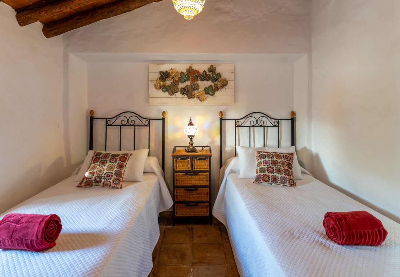 Landhaus in Frigiliana - Acebuchal 001 