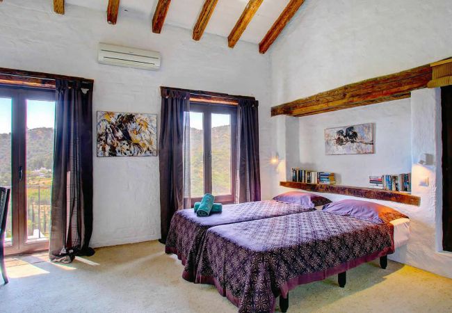 Villa in Casares - Casares 010 Villa in Casares - Casares 010