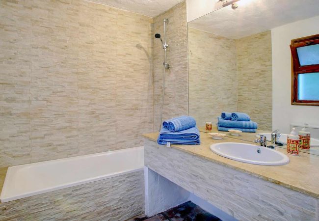 Villa in Casares - Casares 010 Villa in Casares - Casares 010