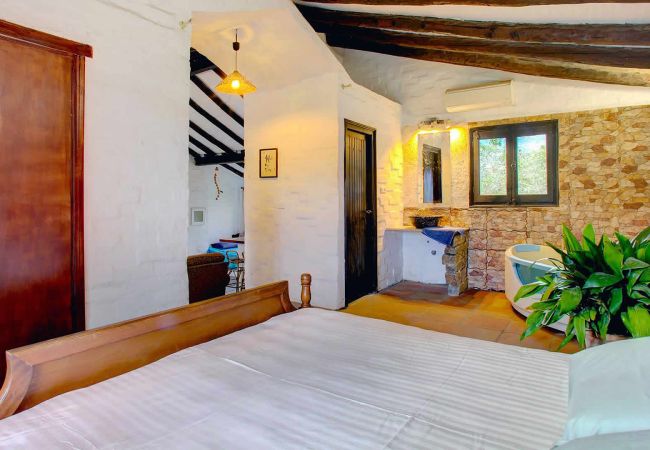 Villa in Casares - Casares 010 Villa in Casares - Casares 010