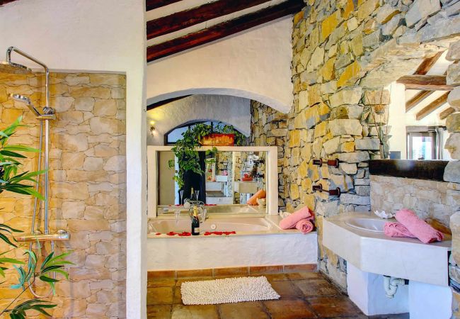 Villa in Casares - Casares 010 Villa in Casares - Casares 010