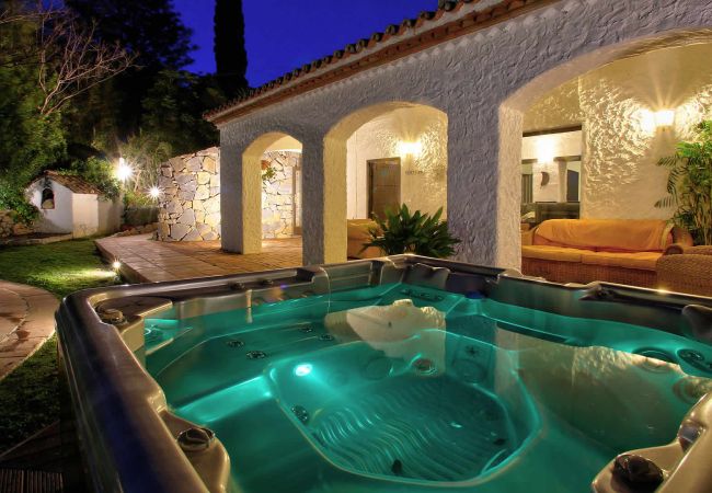 Villa in Casares - Casares 010 Villa in Casares - Casares 010