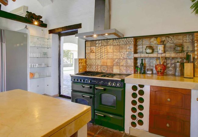 Villa in Casares - Casares 010 Villa in Casares - Casares 010