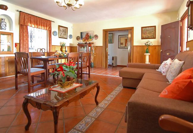 Villa in Mijas Costa - Mijas 005 Villa in Mijas Costa - Mijas 005