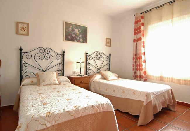 Villa in Mijas Costa - Mijas 005 Villa in Mijas Costa - Mijas 005