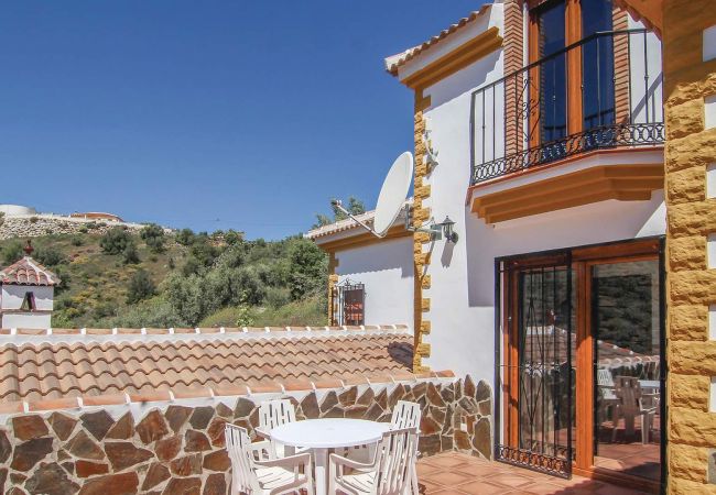 Villa in Sayalonga - Sayalonga 002 Villa in Sayalonga - Sayalonga 002