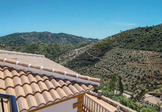 Villa in Sayalonga - Sayalonga 002 Villa in Sayalonga - Sayalonga 002