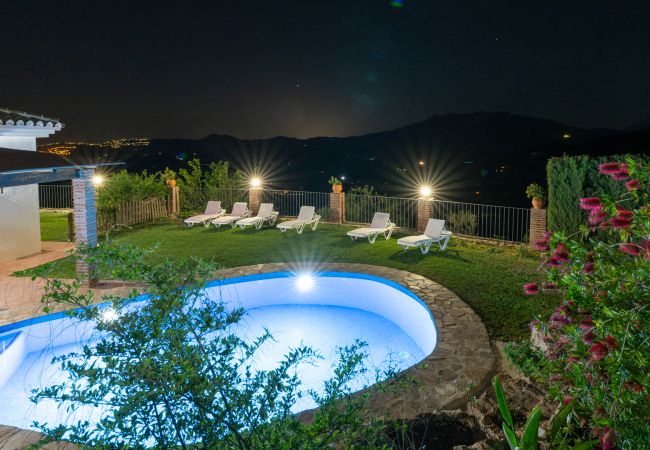 Villa in Mijas Pueblo - Mijas 001 Villa in Mijas Pueblo - Mijas 001