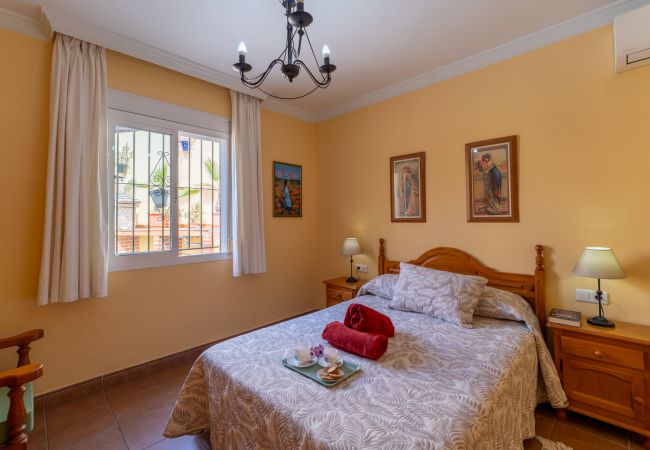 Villa in Nerja - Nerja 021 - Villa Isabel Villa in Nerja - Nerja 021 - Villa Isabel